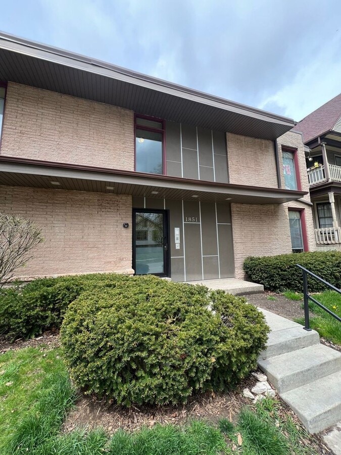 Photo - 1851 N Oakland Ave Apartment Unit 3