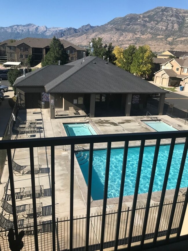 Photo - 946 W 630 S