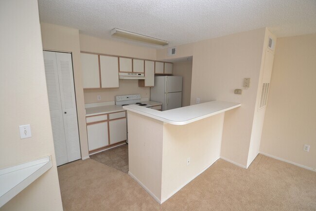 Photo - Beautiful 1/1 in Villas Del Sol ~ Gated Comm w/ Resort-Style Amenities! Unit 214