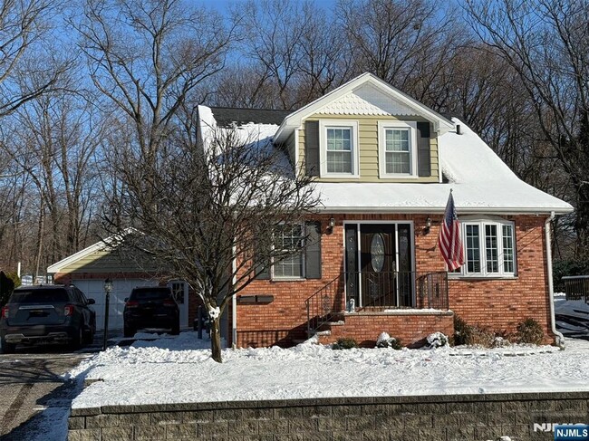 Photo - 102 Church St Townhome