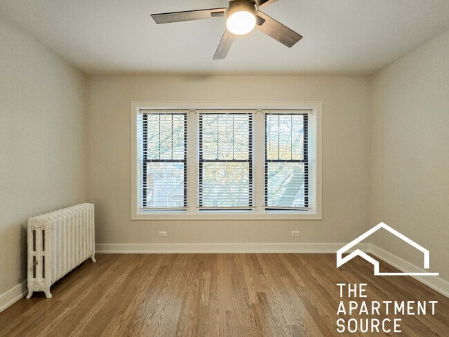 Photo - 2257 W Argyle St Unidad 3