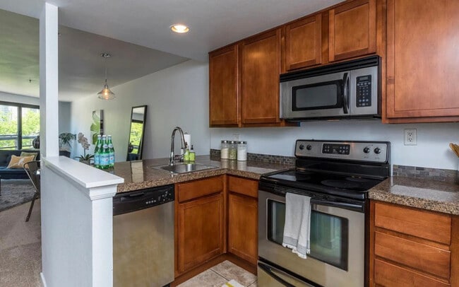 Photo - 100 Park Ave W Unidad #208