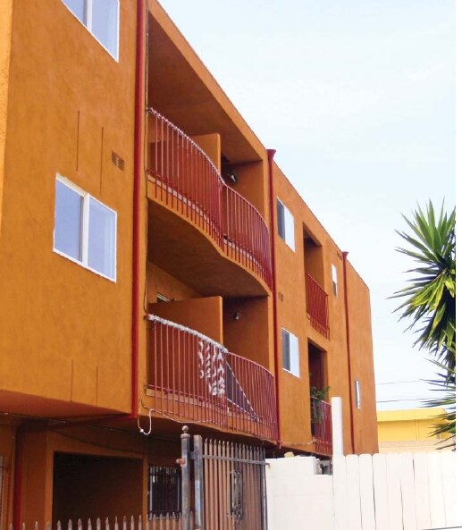 Photo - 411 E 97th St