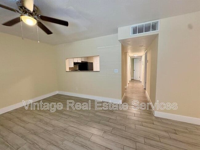 Photo - 305 W Grant St Unidad #C1