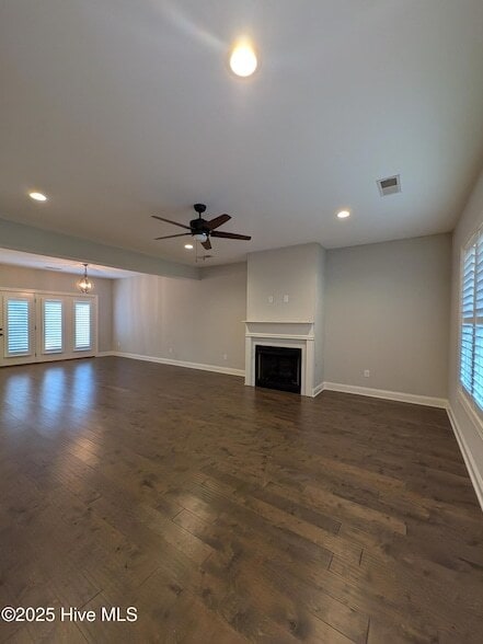 129 Pinebranch Ct