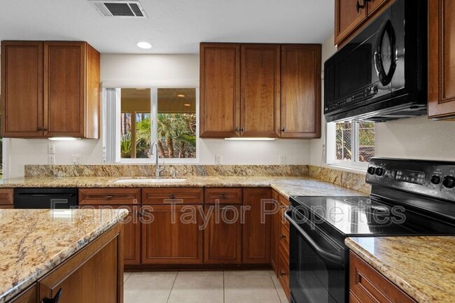 Photo - 2230 E El Norte Pkwy