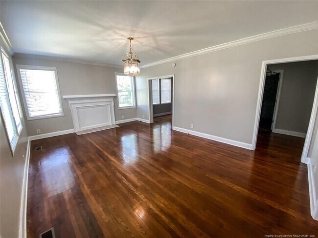 Photo - 302 E 13th St