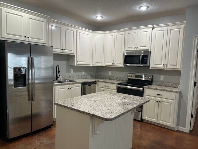 Photo - 101 Private Rd 4017