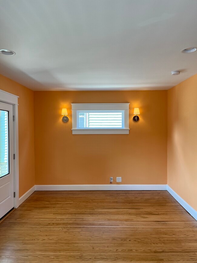 Photo - 549 S Lincoln St