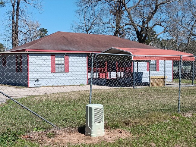 Photo - 21427 North St