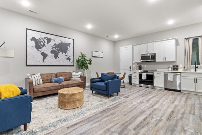 Building Photo - 1615 Fagan St