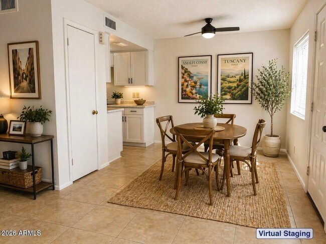 Photo - 286 W Palomino Dr