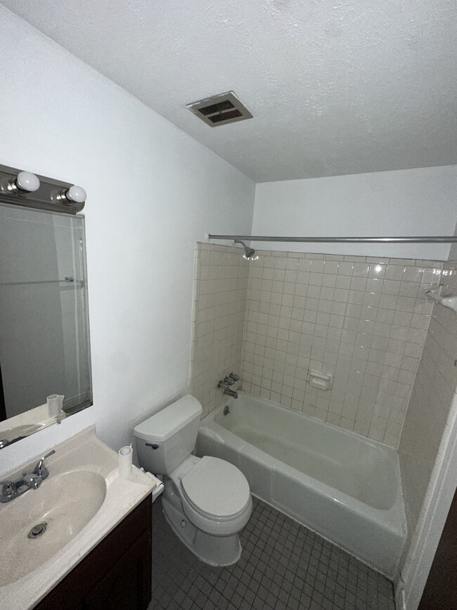 Photo - 7528 Garrison Rd