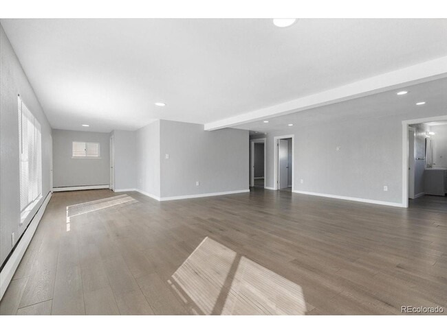 Photo - 4016 Milwaukee St