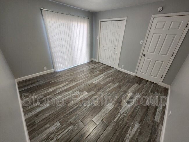 Photo - 2008 N 25th St Unidad 2