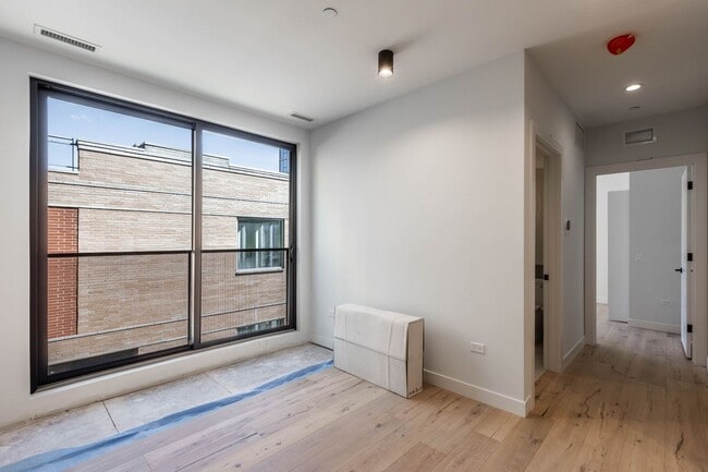 Photo - 1700 Oak Ave Unidad 305