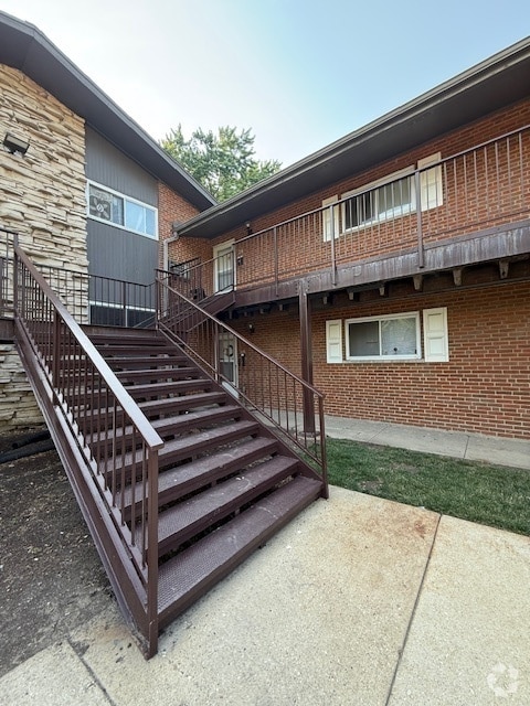 Building Photo - 1810 W Hatherleigh Ct Unit 2B Rental