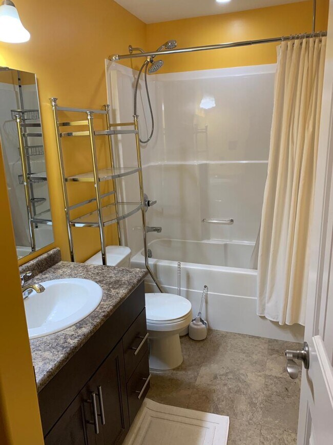 Photo - 3 bedroom in Regina SK S0G 4G0