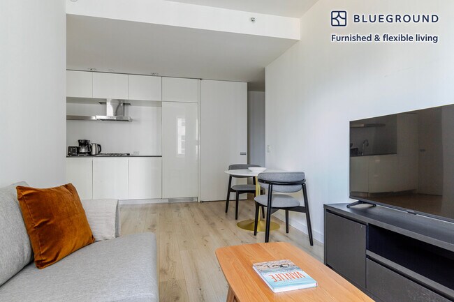 Photo - 70 W 45th St Unit FL31-ID2059