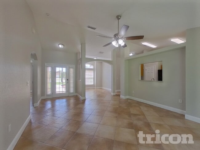 Photo - 20639 Macon Pkwy