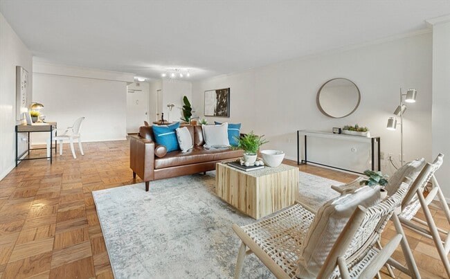 Building Photo - 9 Hawthorne St Unit 7N Rental