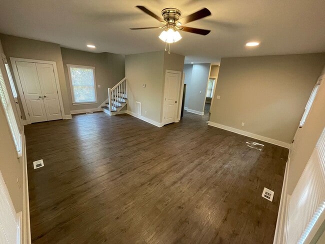 Photo - PRE-LEASING FOR AUGUST 2026!