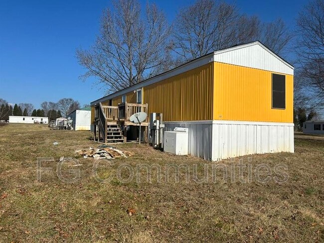 Photo - 147 Oak Knoll Dr