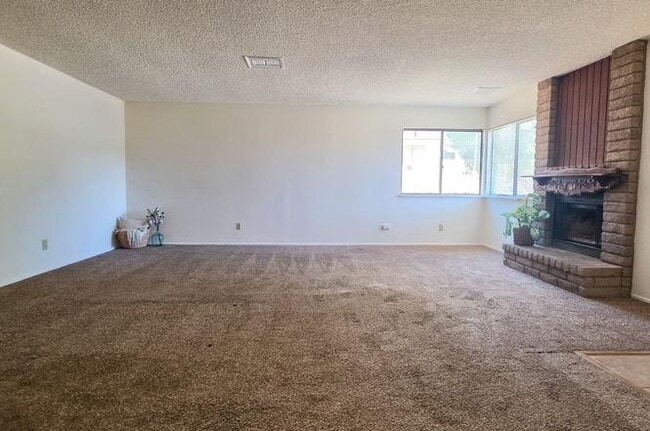 Photo - 924 Kinnett Ave