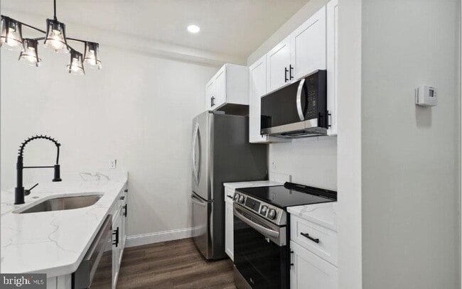 Building Photo - 619 Cecil B. Moore Ave Rental