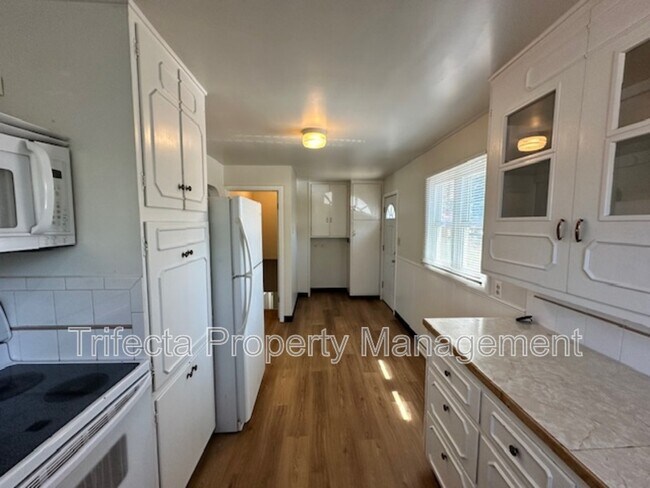 Photo - 622 Miller Dr