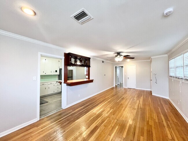 Photo - 4901 Rector Ave