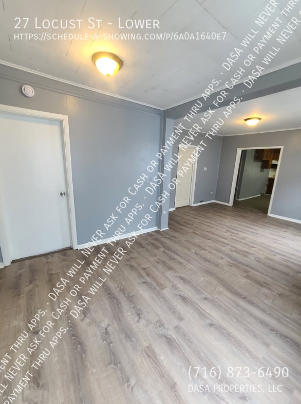 Photo - 27 Locust St Unit Lower