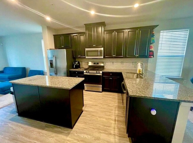 Photo - 2818 Arts Vista Blvd