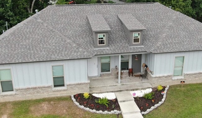 Building Photo - 343 W Johnson St Unit 343 W. Johnson Street