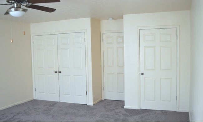 Saddle Run Townhomes