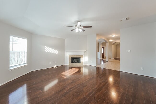 Photo - 3830 Lake Ballinger Ln