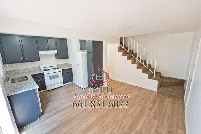Photo - 2101 Pinon Springs Cir