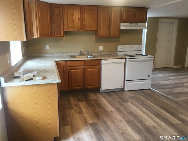 Photo - 242 Main St Unit A