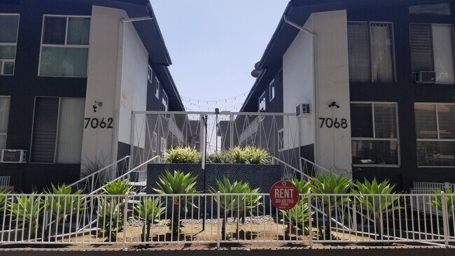 Photo - 7062 Lanewood Ave Unit 19