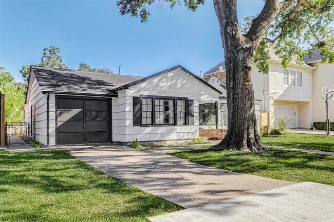 Photo - 5414 Grand Lake St