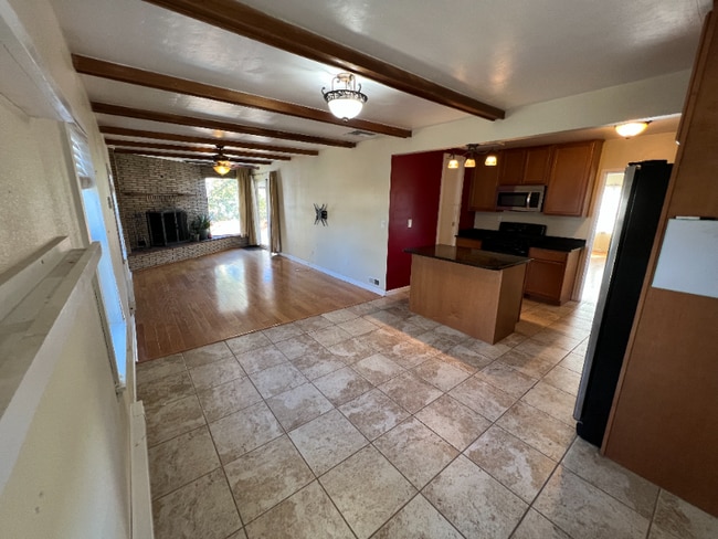 Photo - 4440 Shoshone St