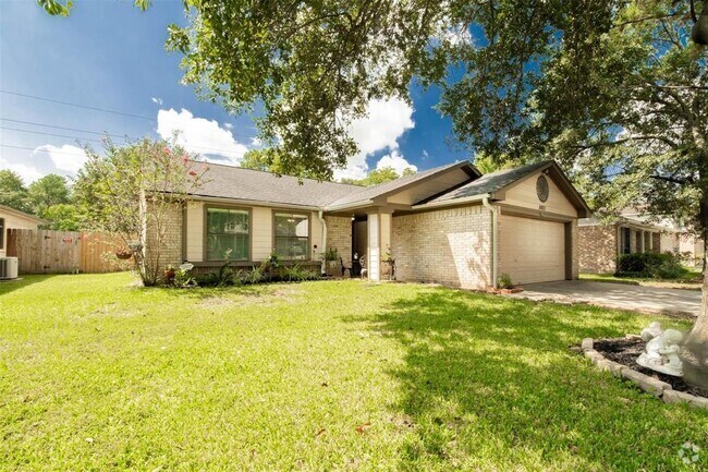 Building Photo - 8003 Goldengrove Dr Rental