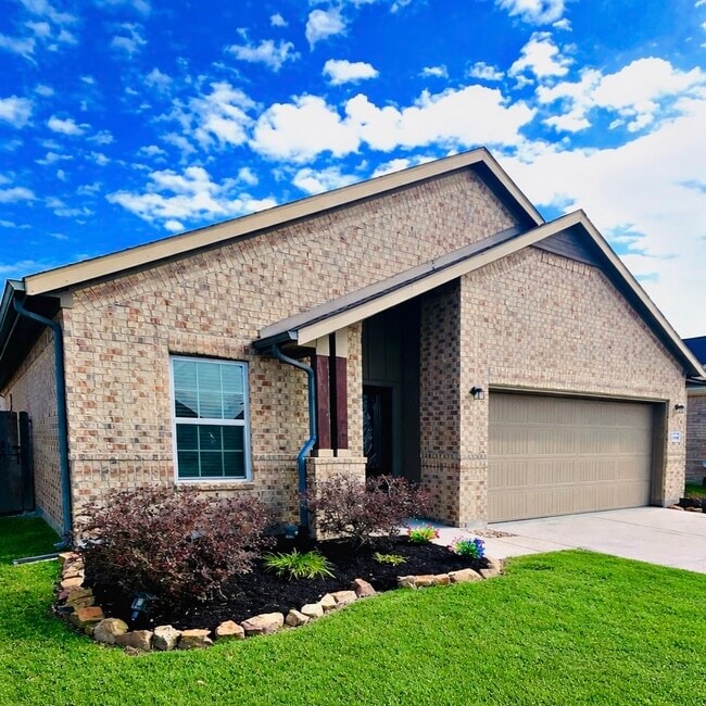 Photo - 8626 Willet St