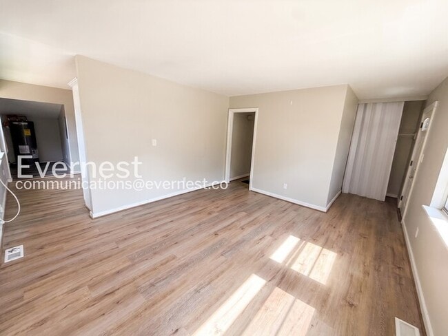 Photo - 1645 18th Way SW