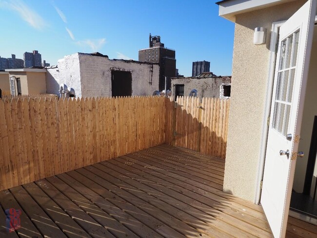 Photo - 314 E 106th St Apartment Unit 26