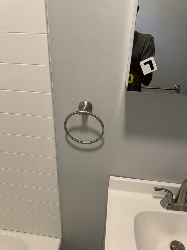 Place your hand towel here - 600 Country Place Dr