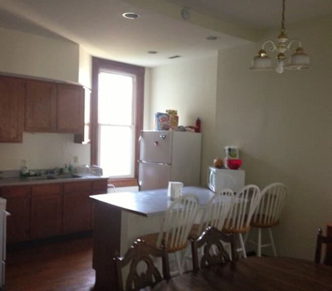 Photo - 2643 Bellevue Ave Unit #2