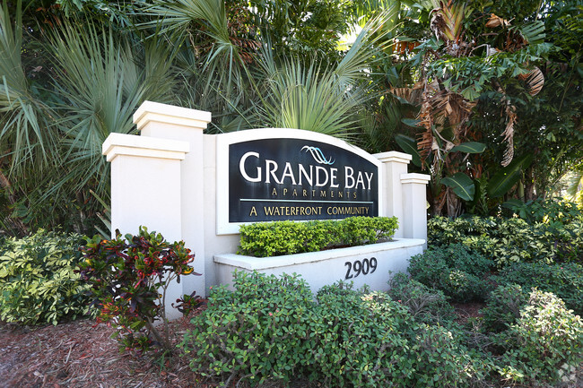 Building Photo - Grande Bay Apartments