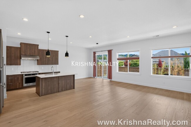 Photo - 7802 NW 156th Ter