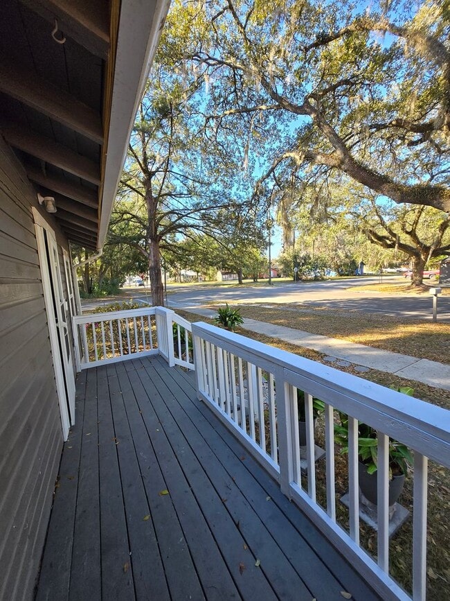 Photo - 3/1 - Renovated Ranch-Style home minutes from Downtown